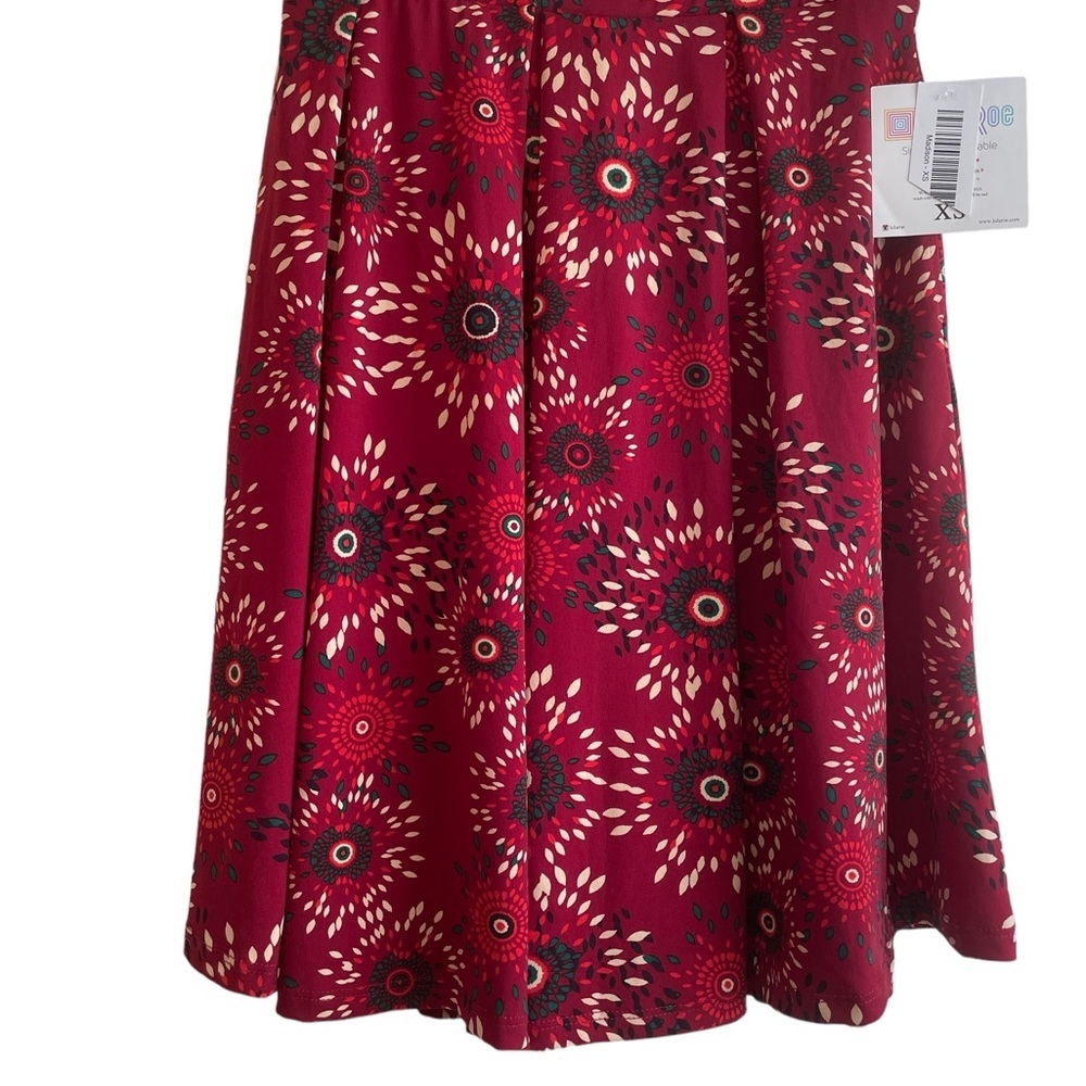 NWT LuLaRoe‎ Madison skirt, size XS​